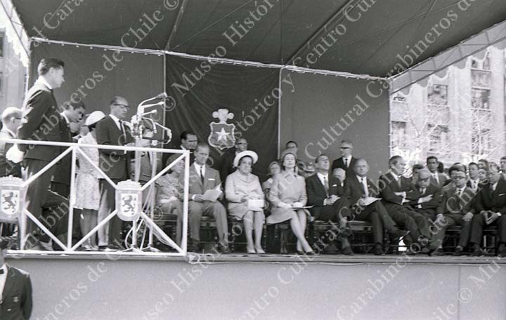 Isabel II Huésped de Honor de Santiago 05