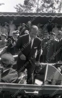 Felipe de Edimburgo sube al Ford Galaxie