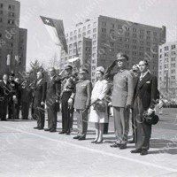 Homenaje a O'Higgins Reina Isabel II 01